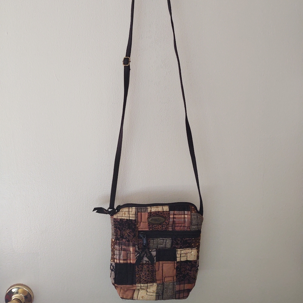 Donna Sharp Patchwork Handbag - Picture 2 of 3